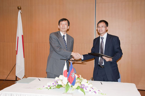Embassy of Japan, LWD Signs Grant Contract on School Construction Project