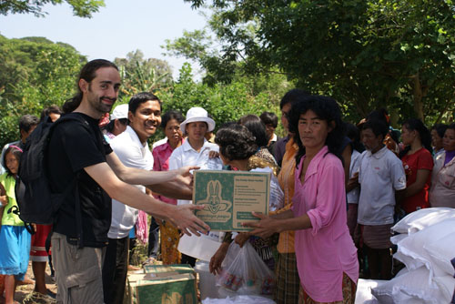 LWD distributes food, mosquitonets and water purifiers to flood affected people in Battambang