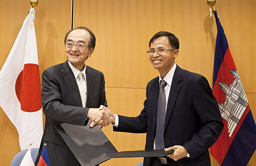 Embassy of Japan, LWD Sign Grant Contract on School Construction Project